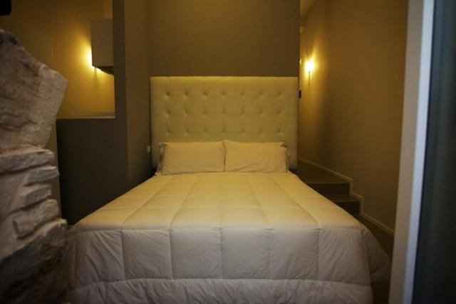 Fabris Palace Trani Room photo